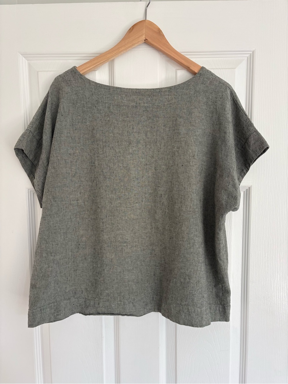 Cut Loose Linen Cotton Boxy Short-Sleeve Top — Gray, Size S - Picture 2 of 7